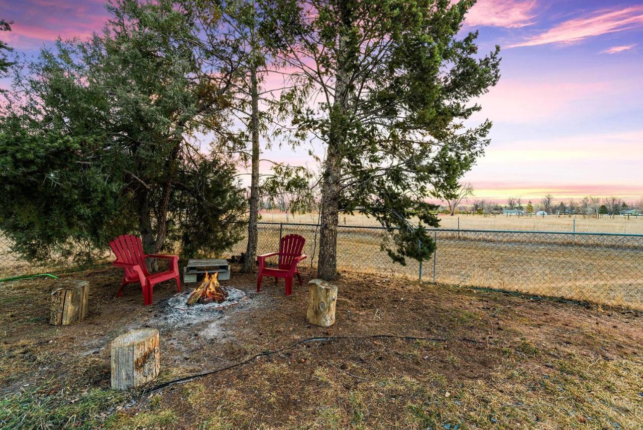 Sunset Retreat With Private Yard And Walking Trails! Villa Fort Collins Exterior photo